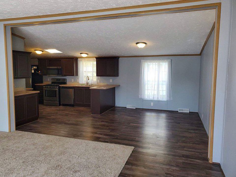 1st image of 10039 Hutchinson Dr
