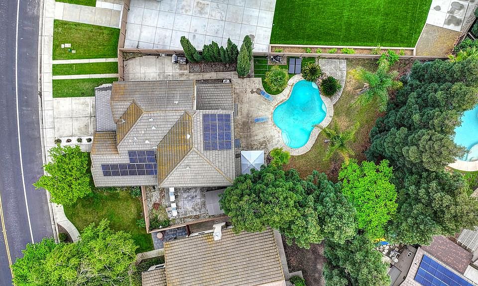 1st image of 1922 Northgate Dr