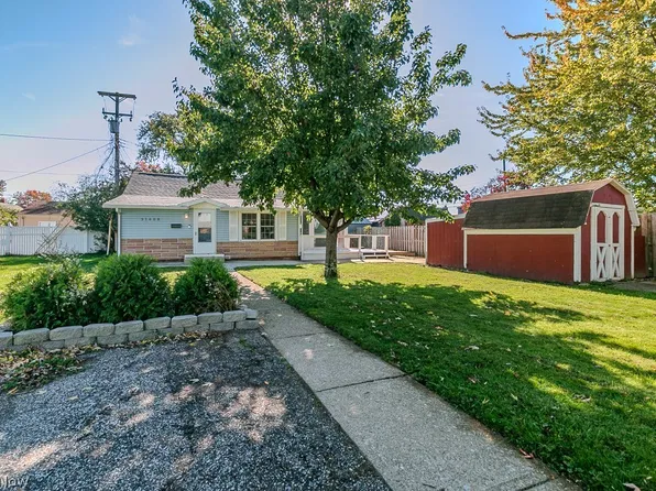 31608 Orchard Dr, Eastlake, OH 44095