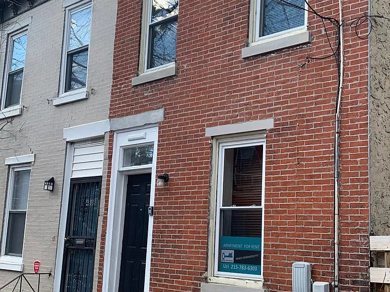 4301 Ludlow St #A — Photo 1