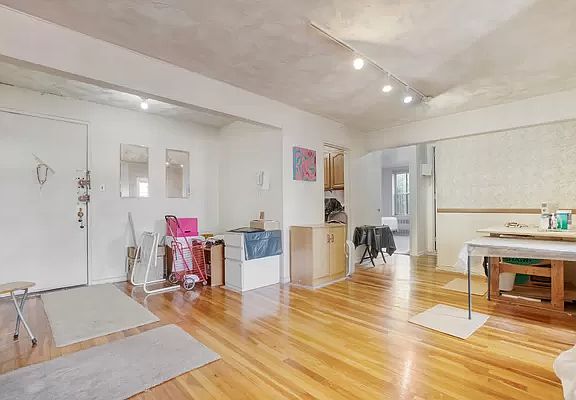 5th image of 35-20 Leverich St #505