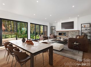 87 Verbania Rd, Mills River, NC 28759