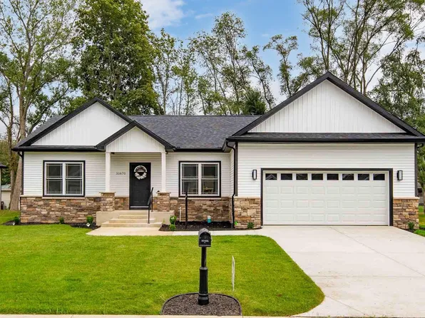 51670 Prescott Ave, South Bend, IN 46637