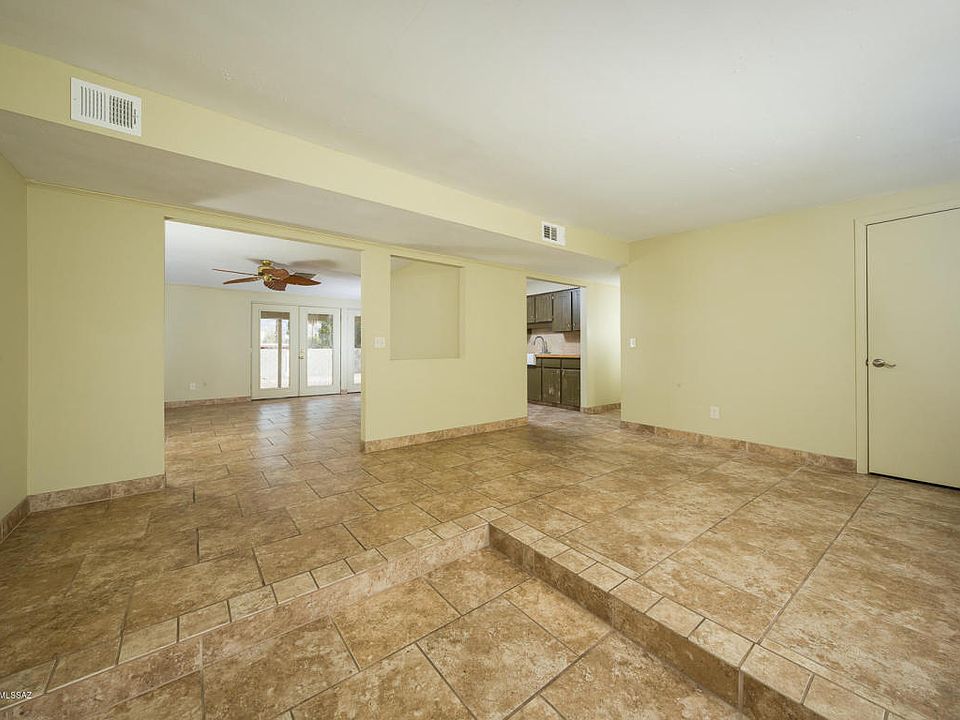 1st image of 9135 E Calle Kuehn