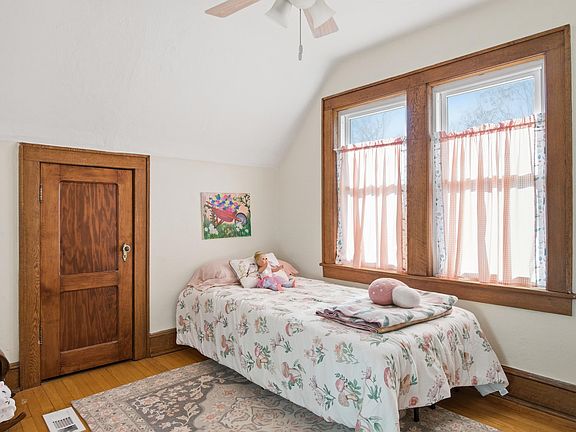 30th image of this home