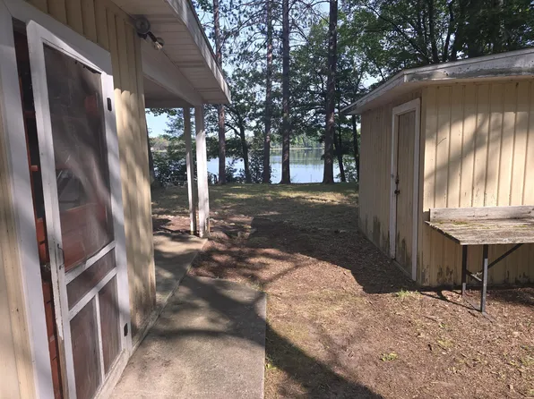 12042 E Shore Dr, Millersburg, MI 49759