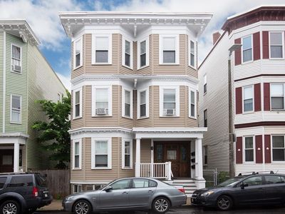 221 L St #3, South Boston, MA, 02127