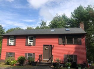 150 Fenner Hill Rd, Hope Valley, RI 02832