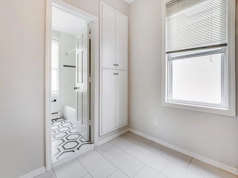 27 Marion Pl #3 — Photo 12