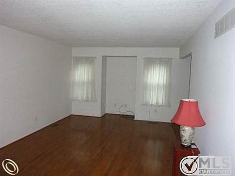 2nd image of 6731 Deerhurst Dr #33