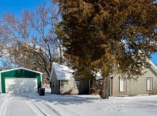 1837 E Willard Ave, Lansing, MI 48910