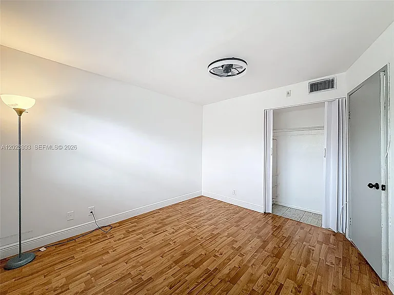 1000 NE 14th Ave #411 — Photo 8