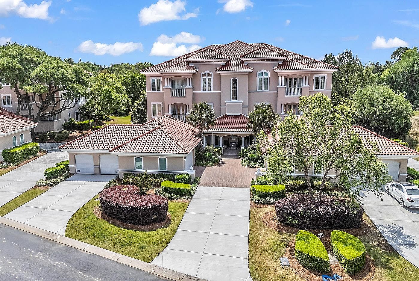 8546 San Marcello Dr. #101