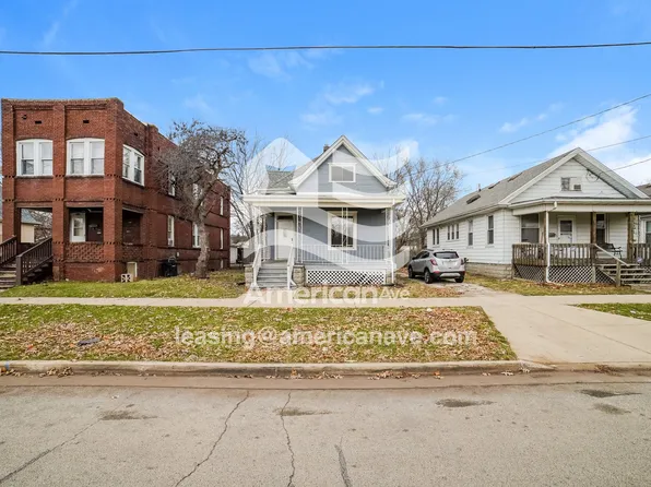 807 E Republic St, Peoria, IL 61603