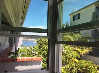 2827 Bayside Ln #1, San Diego, CA 92109