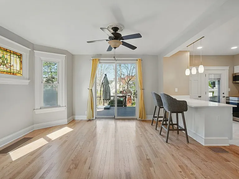 3439 Duncan Ave — Photo 11