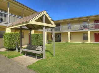 Oaks of Baytown Apartments, Baytown, TX 77520