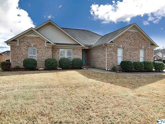 2nd image of 205 Wes Ashley Dr