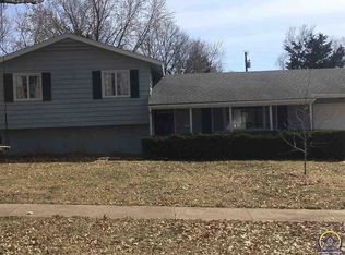 3701 SW 30th St, Topeka, KS 66614