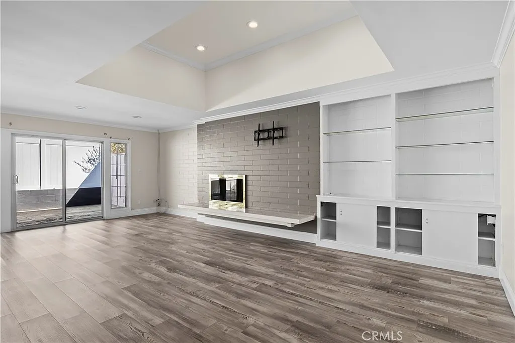 2 bed, 1287 sqft, $4,650 — Photo 3