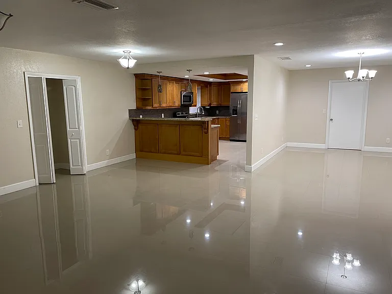 8808 W Broad St — Photo 4