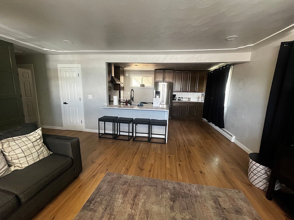 1st image of 1600 W Sheri Ln #2