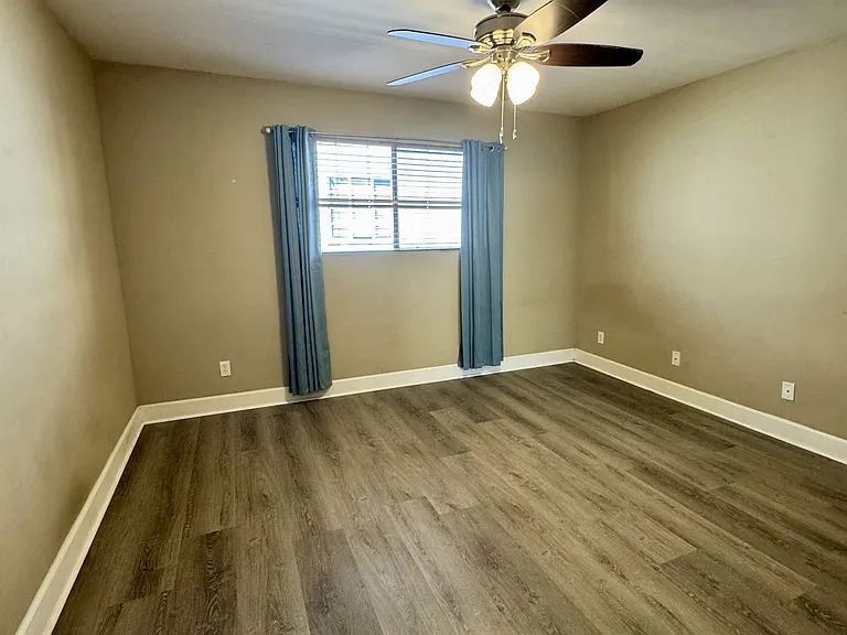 10982 Roebling Ave #313 — Photo 13