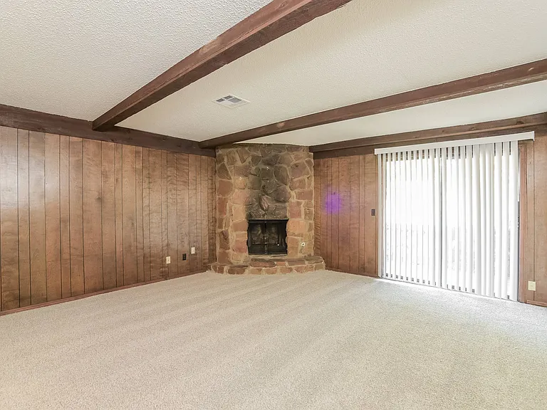 Classic unit living room (10FB10) Classic unit living room (10FB10)