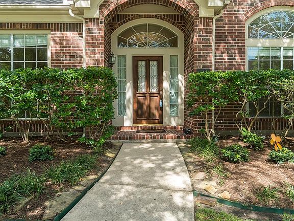 4th image of 16603 Town Lake Ct
