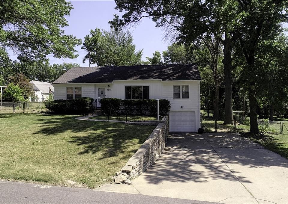1st image of 4727 Wood Ave