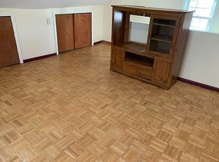 8042 162nd St, Jamaica, NY 11432
