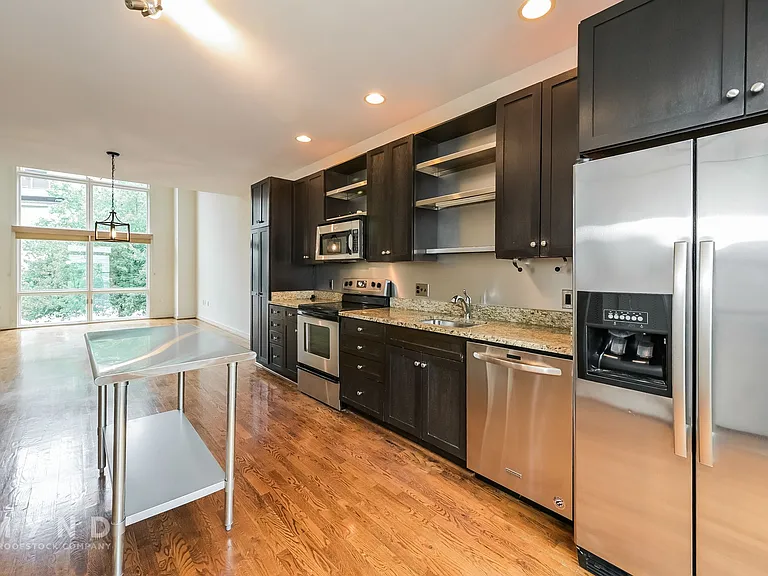 1379 Stirling Cir NW — Photo 9