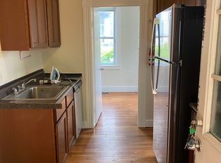 16 Boardman St #A, Worcester, MA 01606