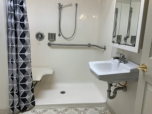 501 S Main St — Photo 7
