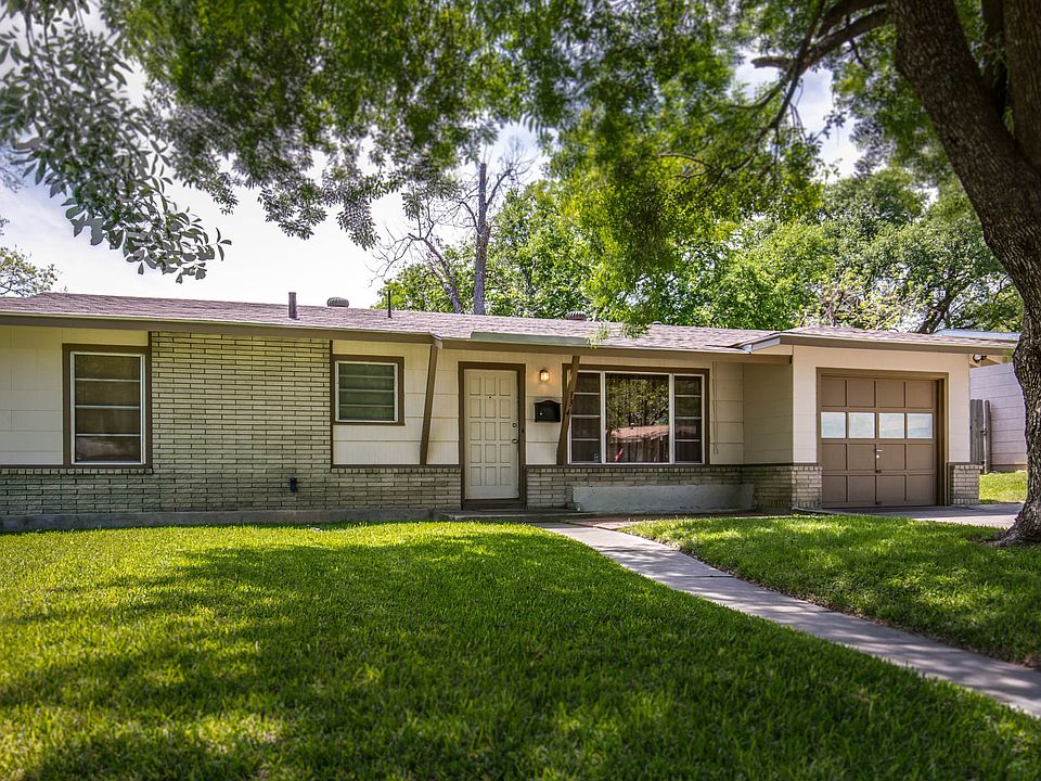 1st image of 134 Tansyl Dr