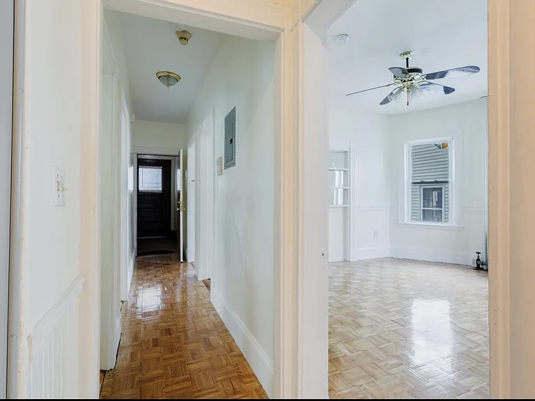 48 Burt St #2 — Photo 8