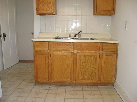 4th image of 5059 N Damen Ave APT 1W