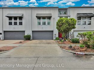 1719 Dennis St, Houston, TX 77004