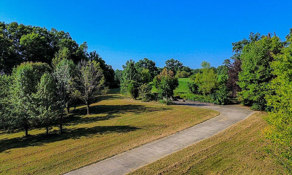 1st image of 293 Doe Valley Dr