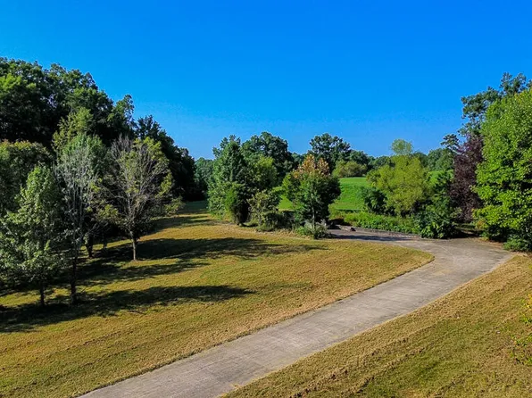 293 Doe Valley Dr, Clay City, KY 40312