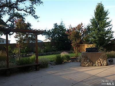 2nd image of 1221 Vintage Greens Dr