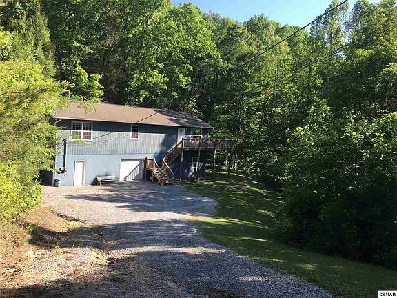 2nd image of 3402 Lillie Blvd