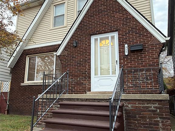 2nd image of 311 Richter St