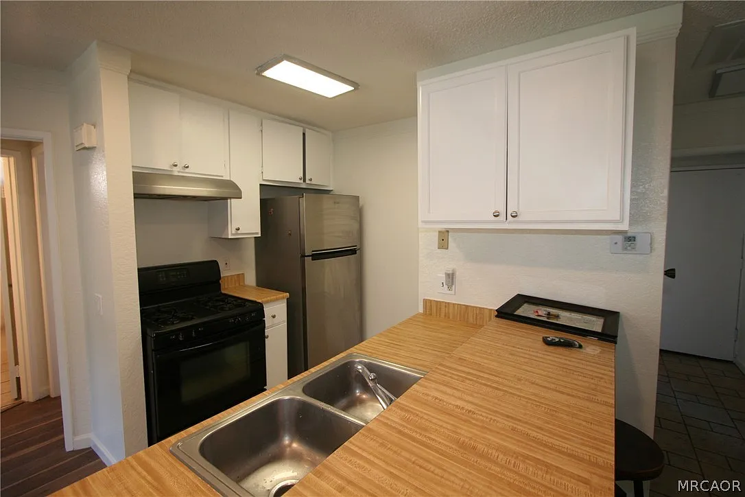 2 bed, 2.0 bath, 827 sqft, $1,500 — Photo 4