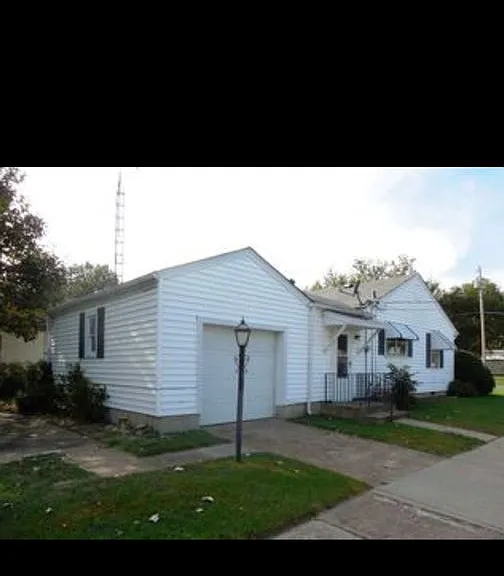 1100 Martin Luther King Jr Dr — Photo 16