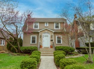 808 S Prospect Ave, Park Ridge, IL 60068