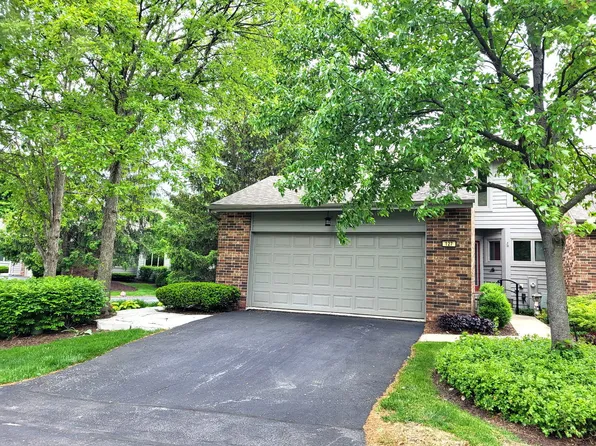 127 Commons Dr, Palos Park, IL 60464