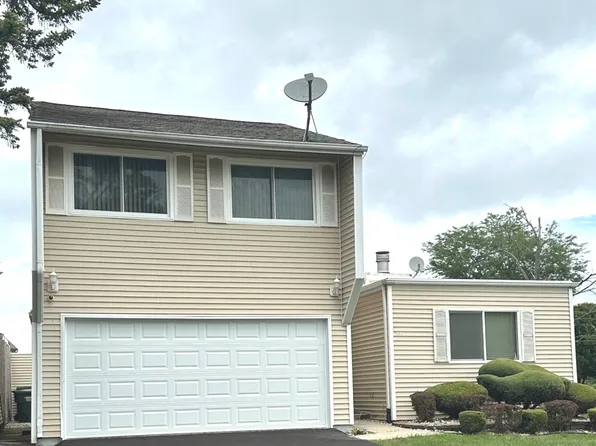 900 Cordoba St, University Park, IL 60484