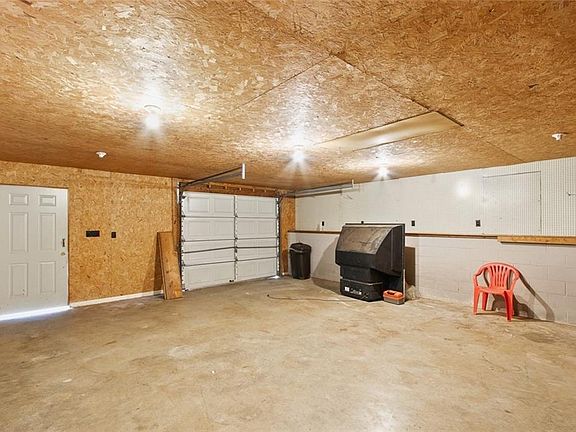 4th image of 811 Beverly Dr