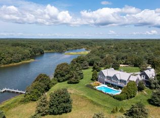 81 Oyster Pond Rd, Edgartown, MA 02539
